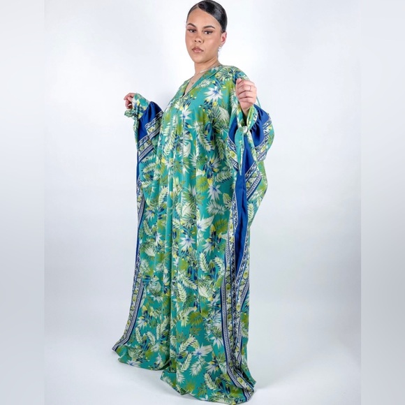 Teal Blue and Green Multicolor Tropical Floral Print Flowy Maxi Kaftan Dress - Picture 4 of 4